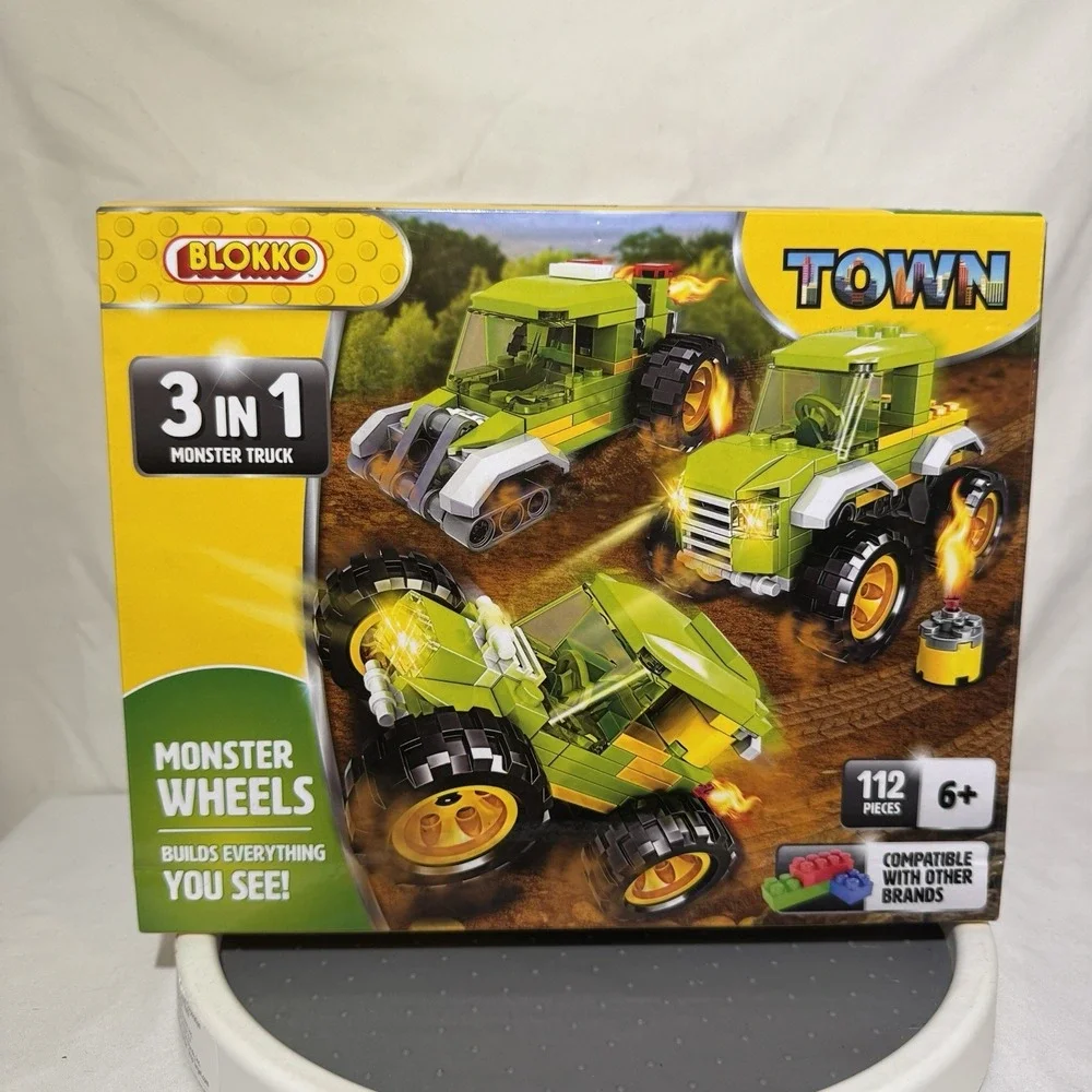 Blokko 3–In-1‎ Monster Trucks Building Set